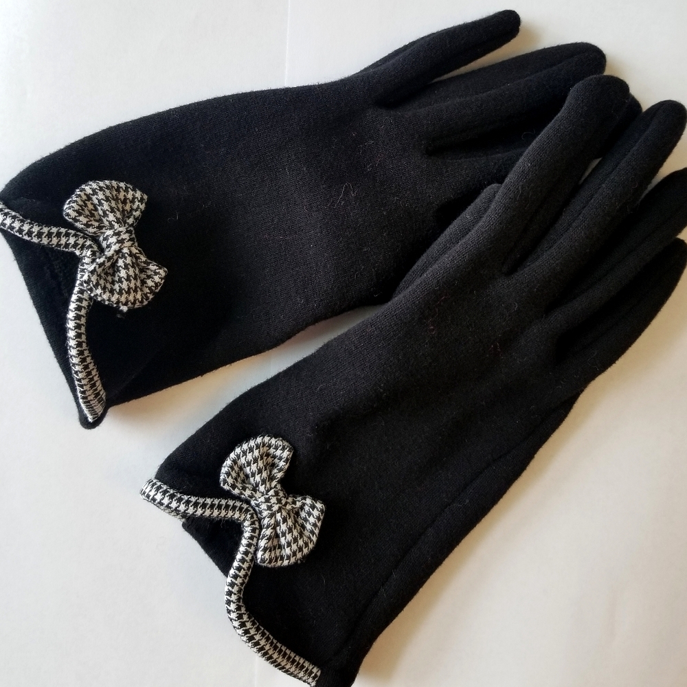 ❗Audrey Hepburn Style Houndstooth Black White Winter Gloves❗